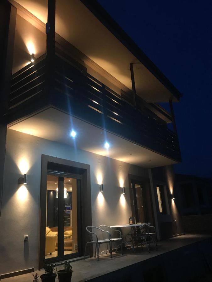 Villa Under Meteora Kalampáka Ngoại thất bức ảnh