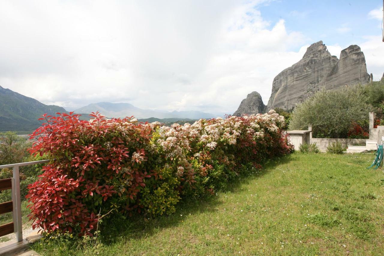 Villa Under Meteora Kalampáka Ngoại thất bức ảnh