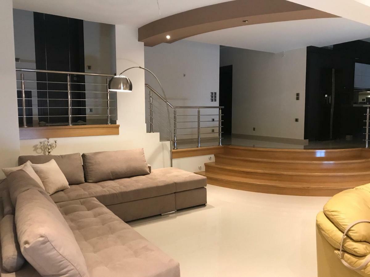 Villa Under Meteora Kalampáka Ngoại thất bức ảnh